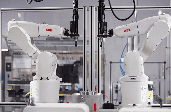 ABB_Robotics_Mega_Factory_bearbeitet
