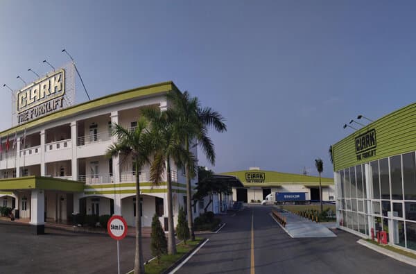 Clark_Werk-Vietnam_01_bearbeitet