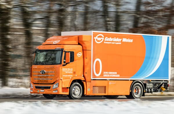 Gebrueder_Weiss_H2-Lkw_2_bearbeitet