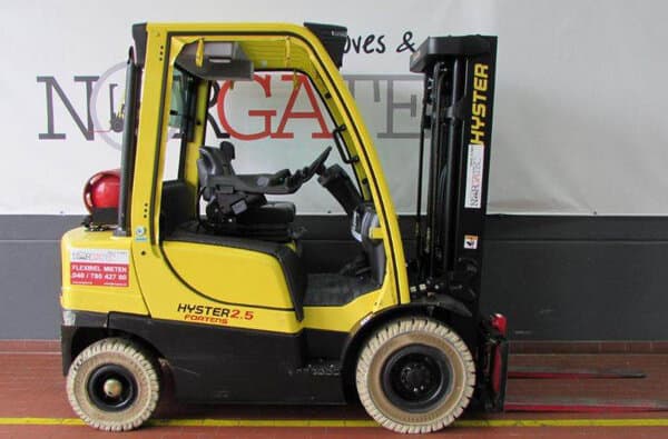 Hyster_Stapler-2.5-FT_Norgatec-GmbH_bearbeitet