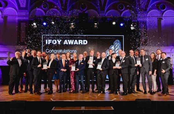 Ifoy-Award-2024_Gruppenfoto_bearbeitet