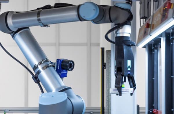 Klinkhammer_Apologistics_Robotics_bearbeitet