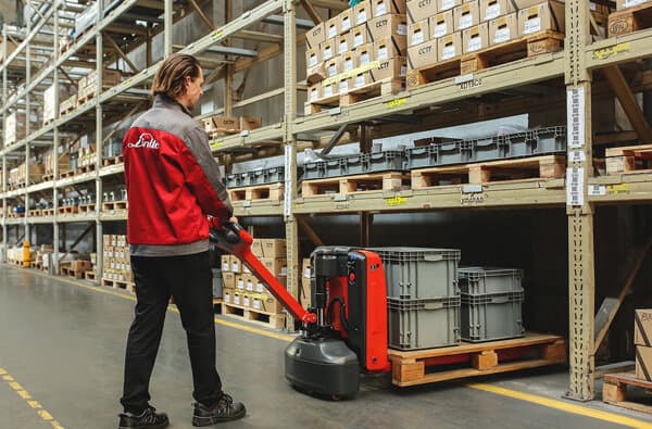 Linde-MH_Niederhubwagen_MT15_LI_ION_bearbeitet