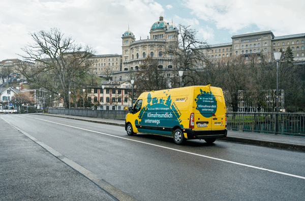 Schweizerische-Post_E-Fahrzeug-Bern_bearbeitet