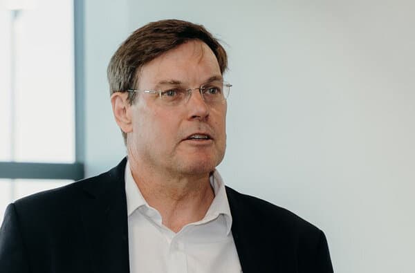 Swissport_Warwick_Brady_bearbeitet