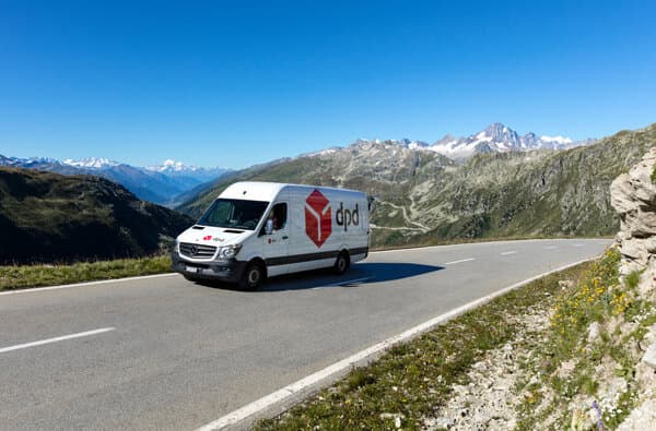 DPD-Schweiz_Lieferfahrzeug_bearbeitet
