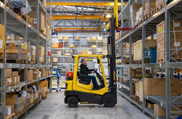 Hyster-A-Series-H1.6-2.0A_bearbeitet_695_x_395