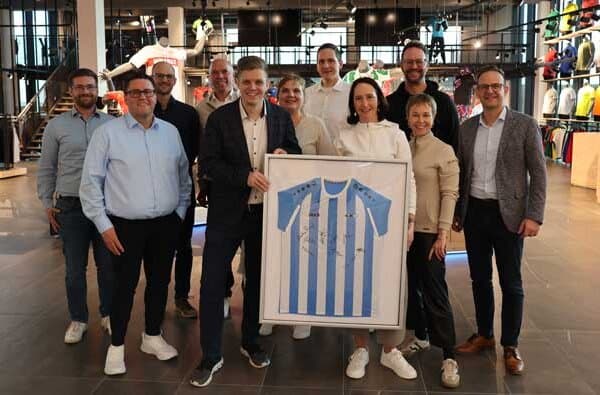 TGW-Logistics_Jako-Team_bearbeitet