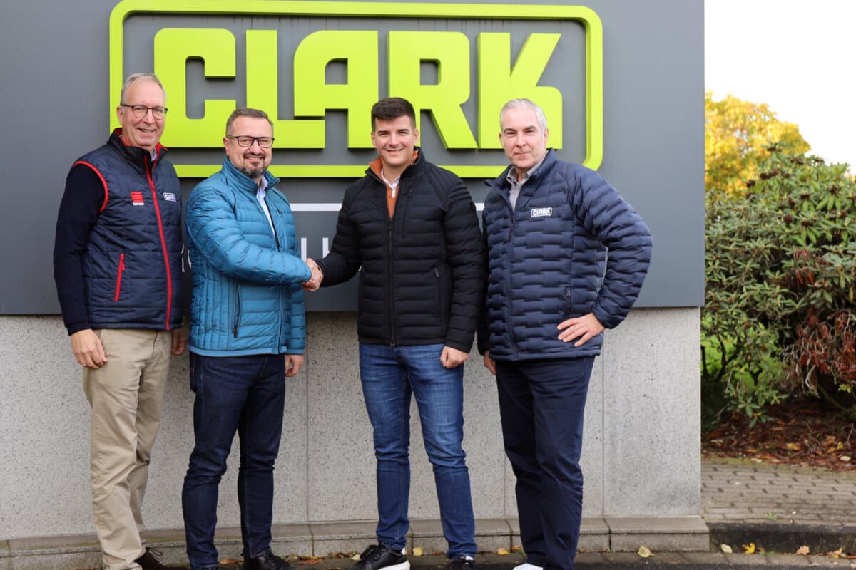 Clark Pagat Gold Ungarn