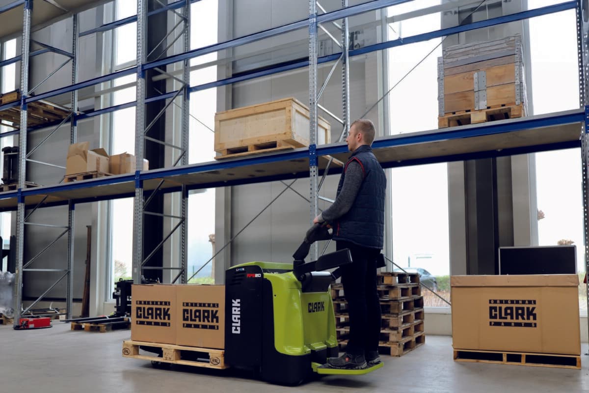Clark: neue Elektro-Niederhubwagen