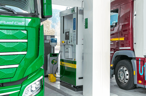 Agrola-Wasserstoff-Tankstelle_Schoetz_01_bearbeitet