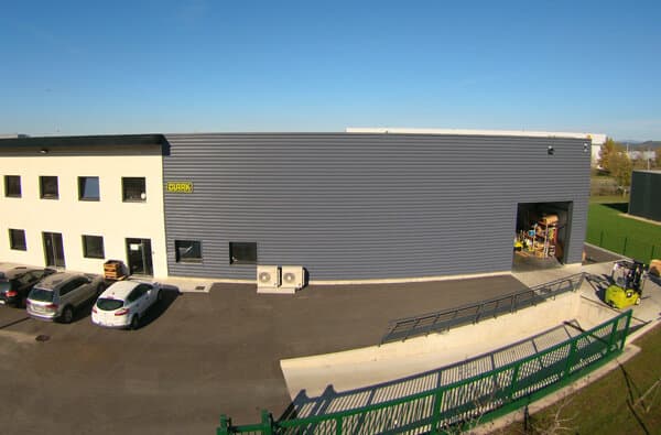 Clark_Clark-France_Saint-Quentin-Fallavier_bearbeitet