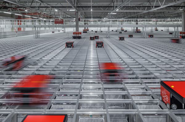 DHL-Supply-Chain_AutoStore-Staufenberg_In-Action_bearbeitet