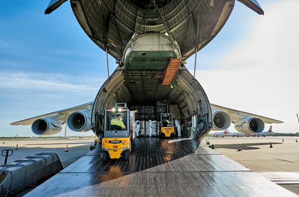 Jungheinrich_Flughafen-Wien_EFG-320_Corona_bearbeitet