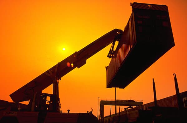 Kombinierter-Verkehr_Hupac_01_bearbeitet