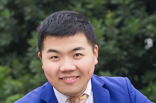 Militzer-Muench_Dave-Li-Niederlassungsleiter_Chongqing_bearbeitet