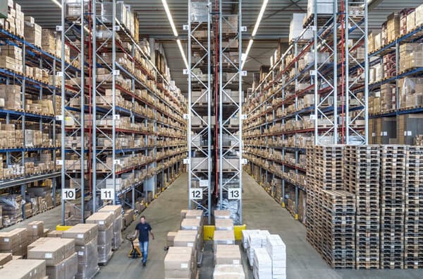 Rhenus-Logistics-2020_Logistikzentrum_bearbeitet