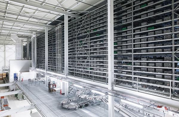 TGW_Coop-Logistikzentrum-Schafisheim_bearbeitet