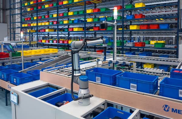 Universal-Robots_Siemens_Zivid_KI-Roboter_01_bearbeitet