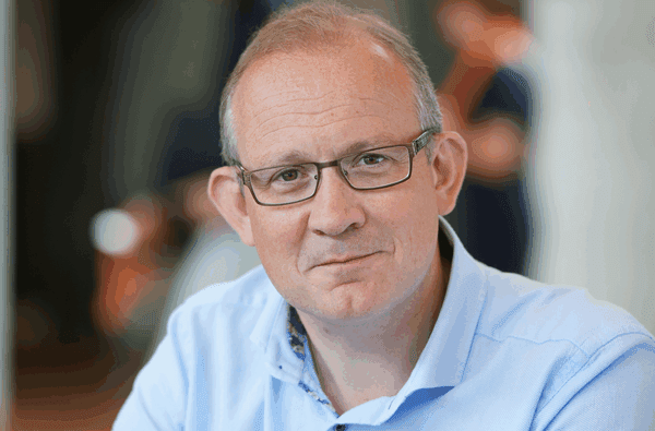 Vanderlande_Andrew-Manship_bearbeitet