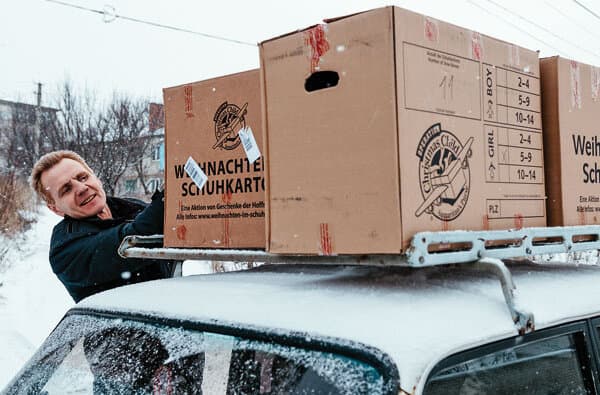 Weihnachten-im-Schuhkarton_Autotransport-Ukraine_bearbeitet