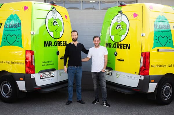 Yepp-Logistics_Mr.-Green_02_Valentin-Fisler-links_Tullio-Bucher-rechts_bearbeitet