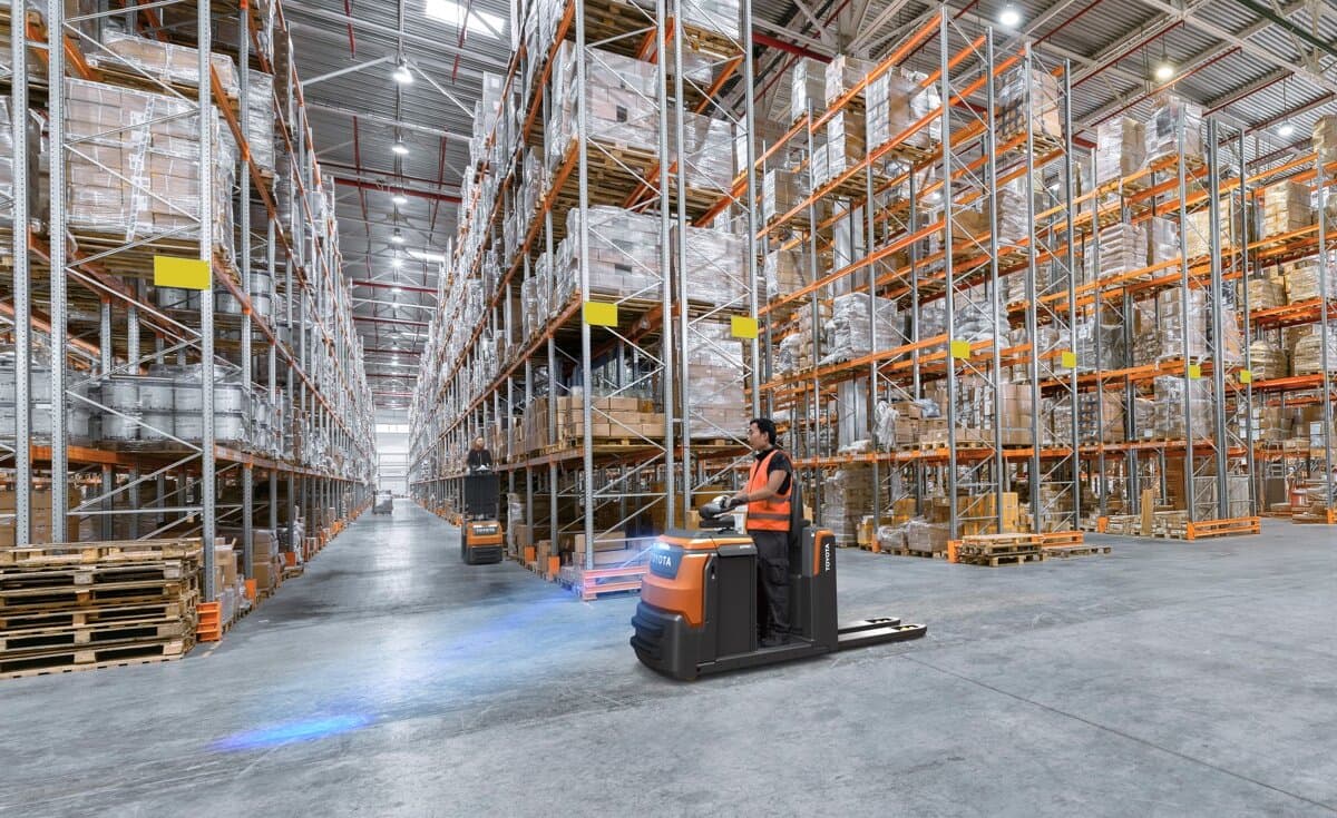 Toyota Material Handling Optio-L Niederhub-Kommissionierer