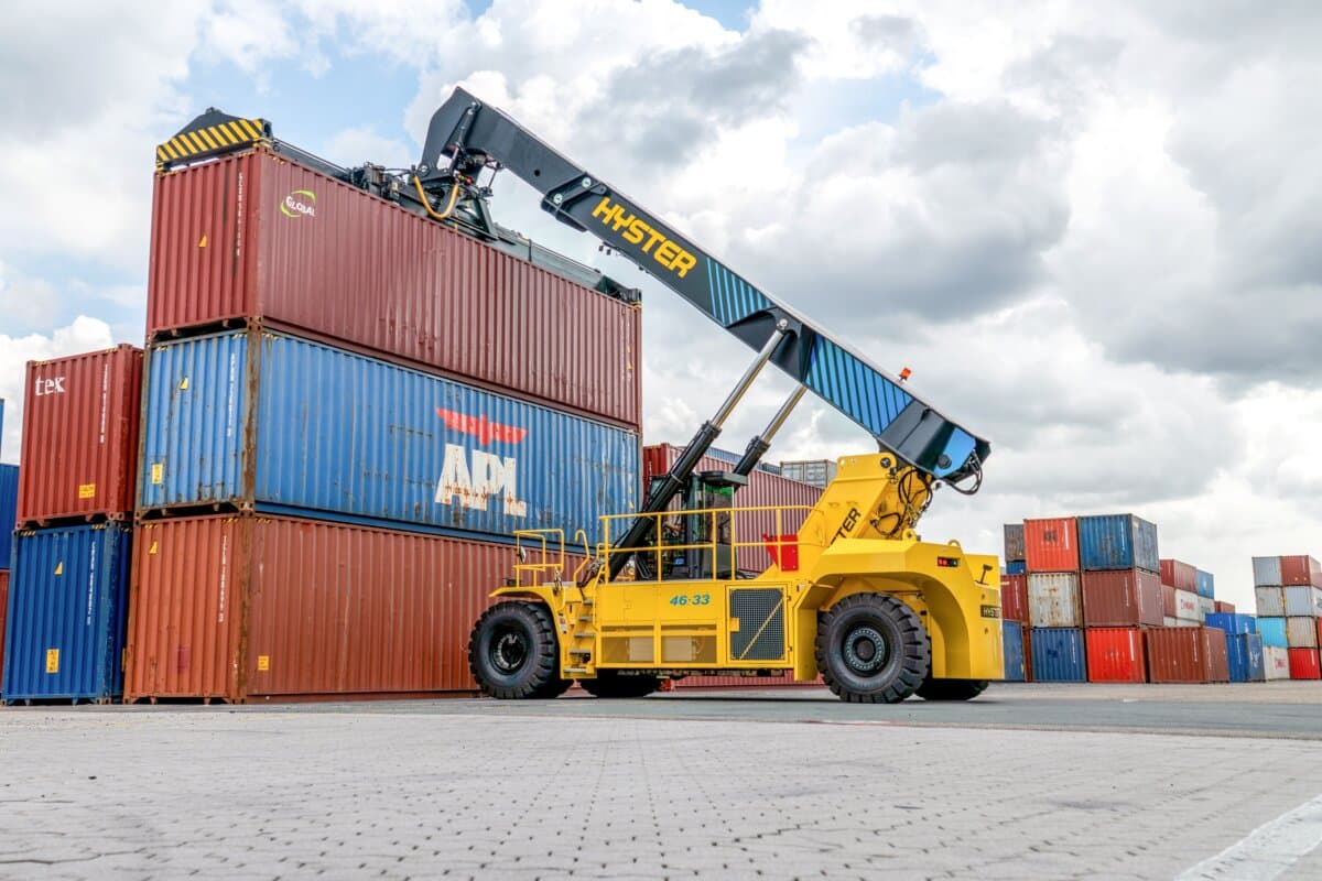 Hyster Reach-Stacker Inland-Terminals Group