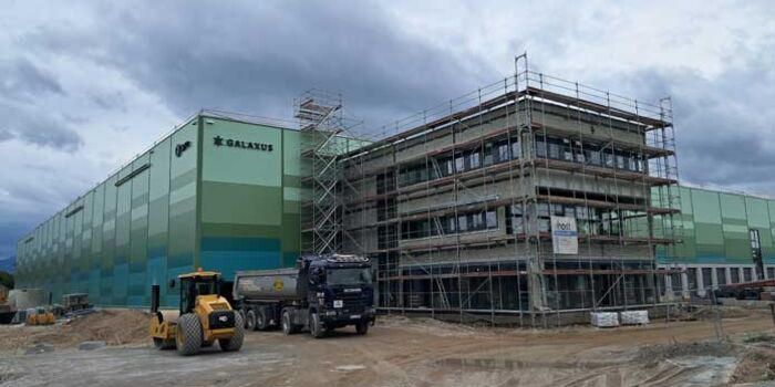 Richtfest von neuer Halle in Galaxus-Logistikzentrum